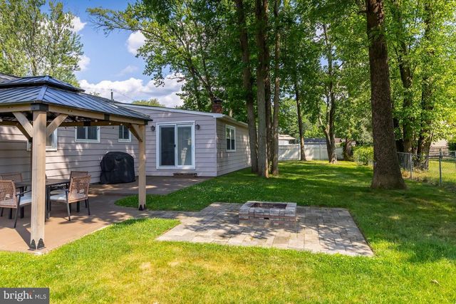 837 VIRGINIA AVE, Deptford, NJ 08096