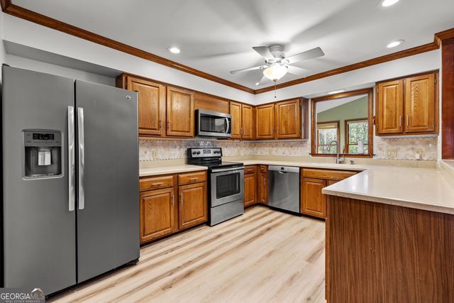 122 Cloister Drive, Peachtree City, GA 30269