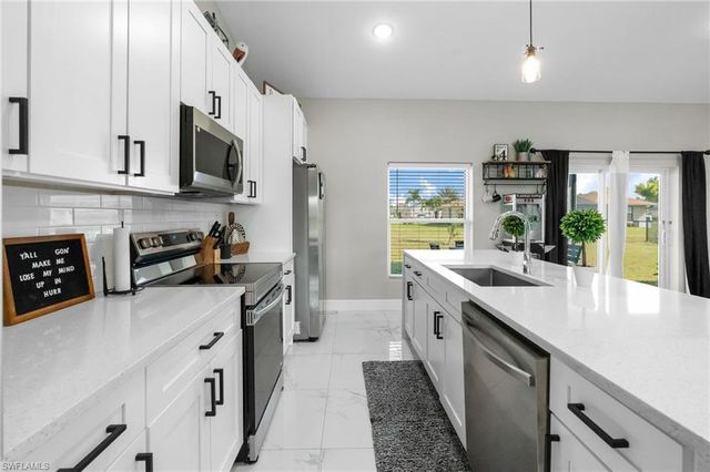 16056 Dinal DR, Punta Gorda, FL 33955