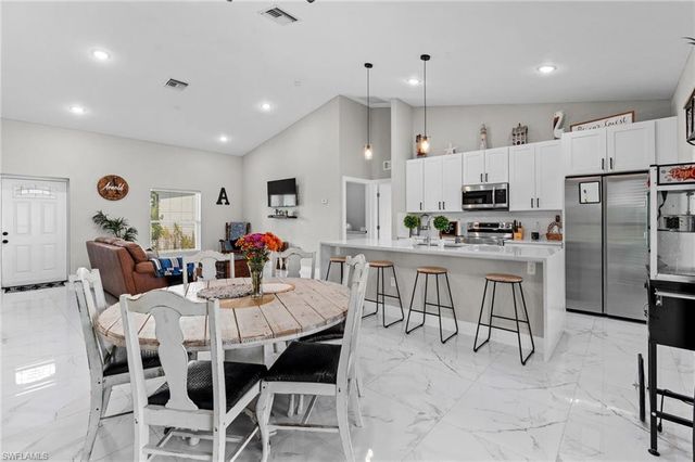 16056 Dinal DR, Punta Gorda, FL 33955