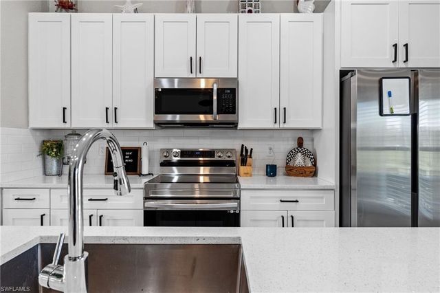 16056 Dinal DR, Punta Gorda, FL 33955