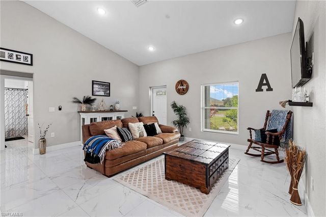 16056 Dinal DR, Punta Gorda, FL 33955