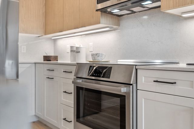 70 Leo M Birmingham Pkwy 416, Boston, MA 02135