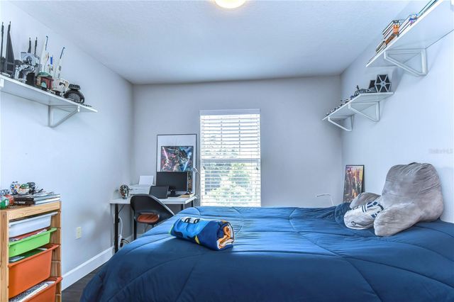 8507 SANDPIPER RIDGE AVENUE, Tampa, FL 33647