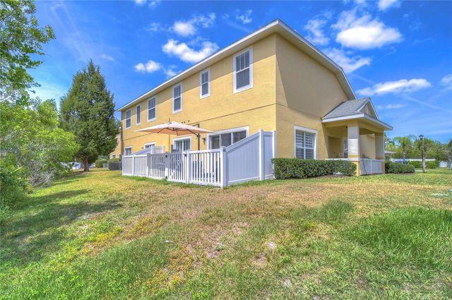 8507 SANDPIPER RIDGE AVENUE, Tampa, FL 33647