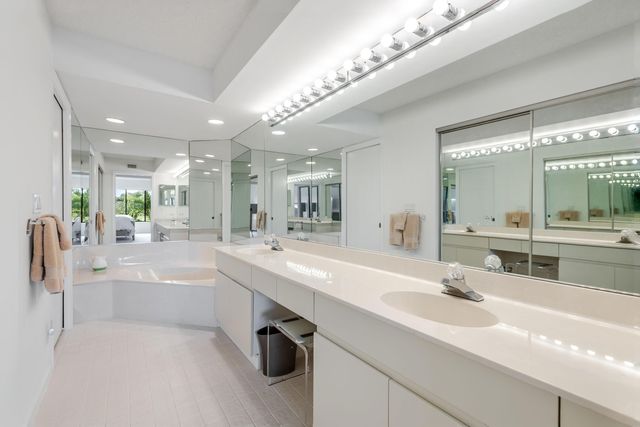 7230 Clunie Place 15403, Delray Beach, FL 33446