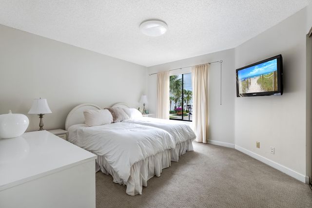 7230 Clunie Place 15403, Delray Beach, FL 33446