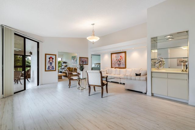 7230 Clunie Place 15403, Delray Beach, FL 33446