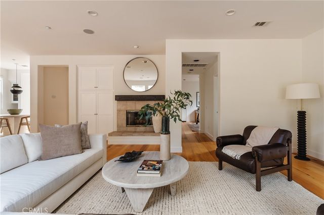 747 E Milford Street, Los Angeles, CA 90042