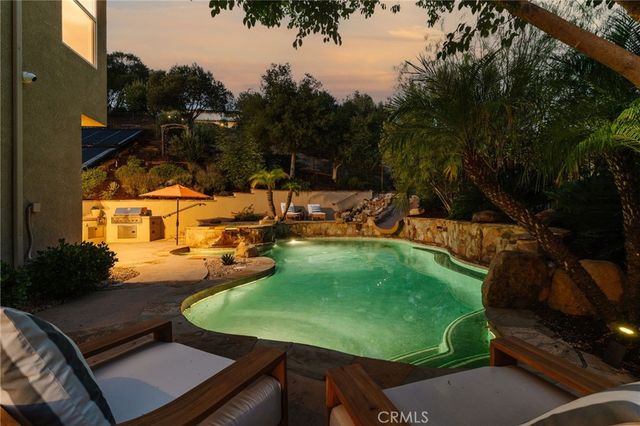 747 E Milford Street, Los Angeles, CA 90042