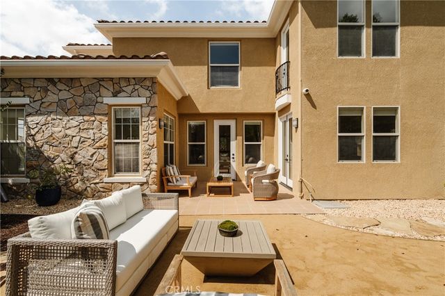 747 E Milford Street, Los Angeles, CA 90042