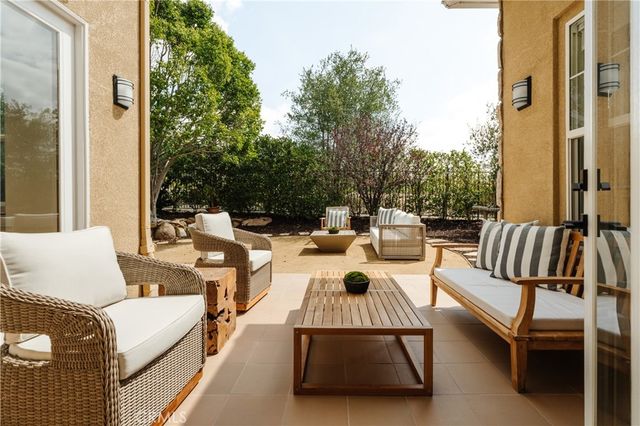 747 E Milford Street, Los Angeles, CA 90042