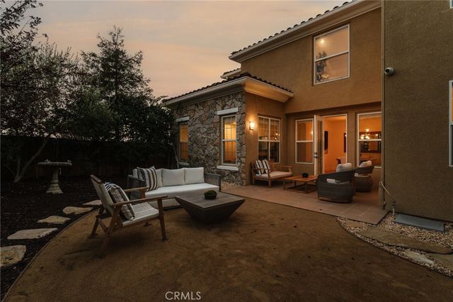 747 E Milford Street, Los Angeles, CA 90042