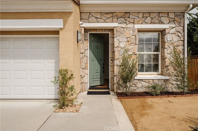 747 E Milford Street, Los Angeles, CA 90042