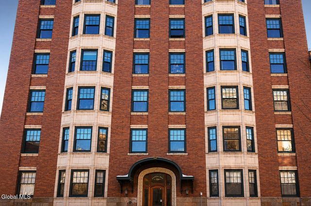 352 State Street APT 6A, Albany, NY 12210