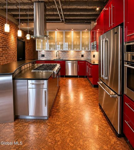 352 State Street APT 6A, Albany, NY 12210