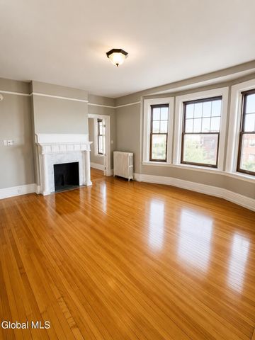 352 State Street APT 6A, Albany, NY 12210
