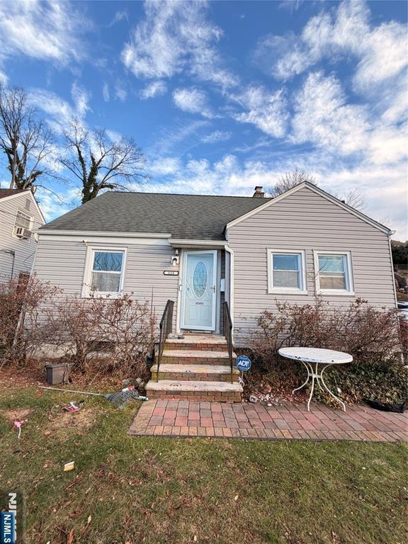 110 Nolton Street, Belleville, NJ 07109
