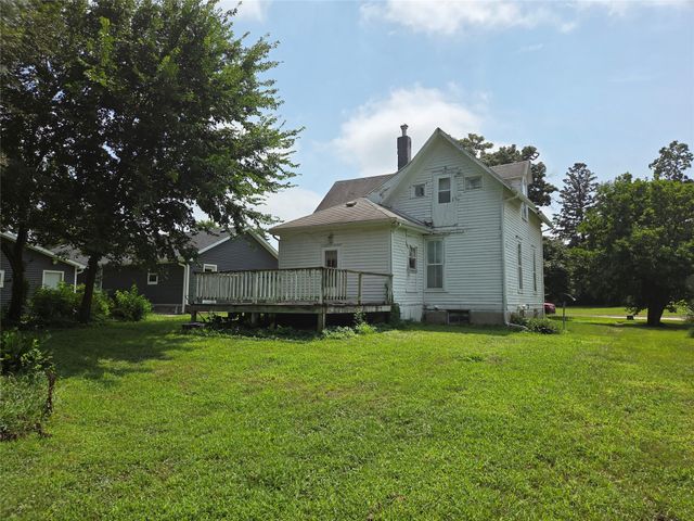 313 E North Street, Winterset, IA 50273