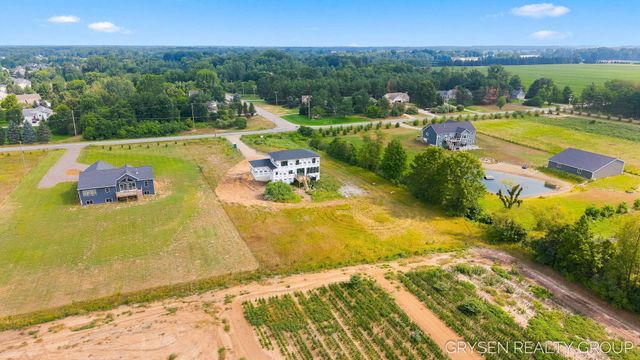 8814 Pierce Street, Allendale, MI 49401