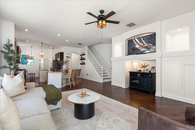 10021 BROMPTON DRIVE, Tampa, FL 33626