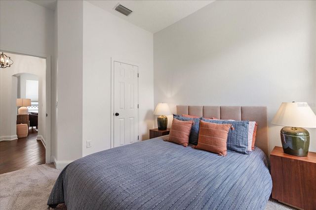 10021 BROMPTON DRIVE, Tampa, FL 33626