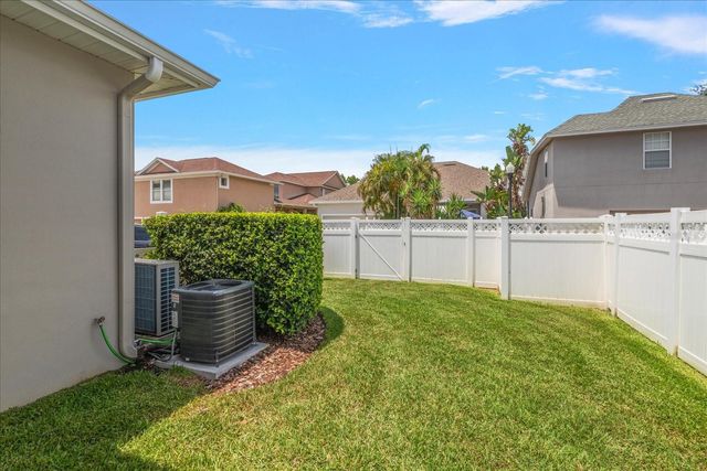 10021 BROMPTON DRIVE, Tampa, FL 33626