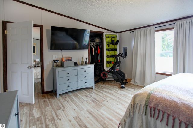 1953 E Brentwood Street, Grawn, MI 49637