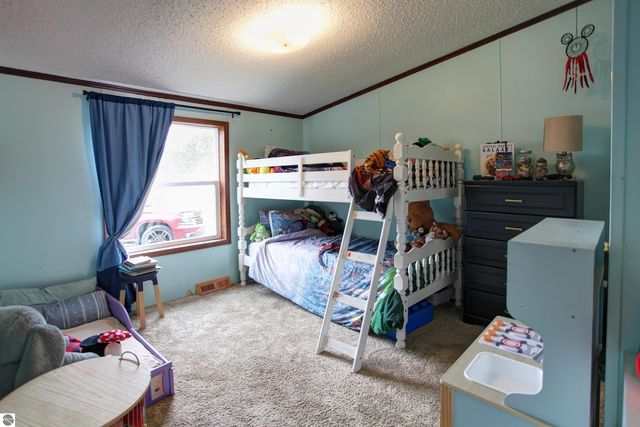 1953 E Brentwood Street, Grawn, MI 49637