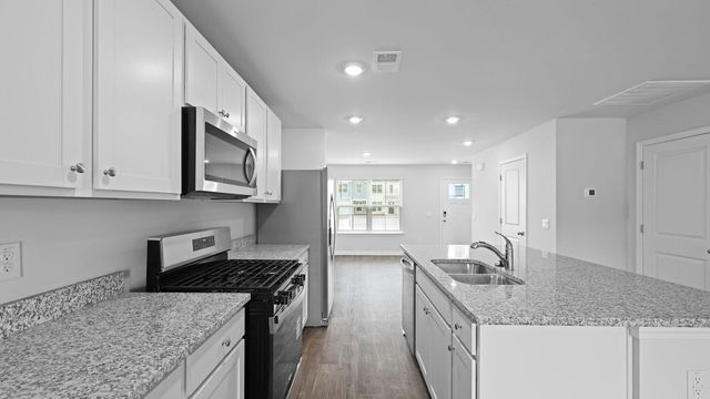 891 Long Bluff Road, Summerville, SC 29486