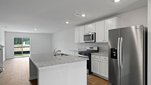891 Long Bluff Road, Summerville, SC 29486