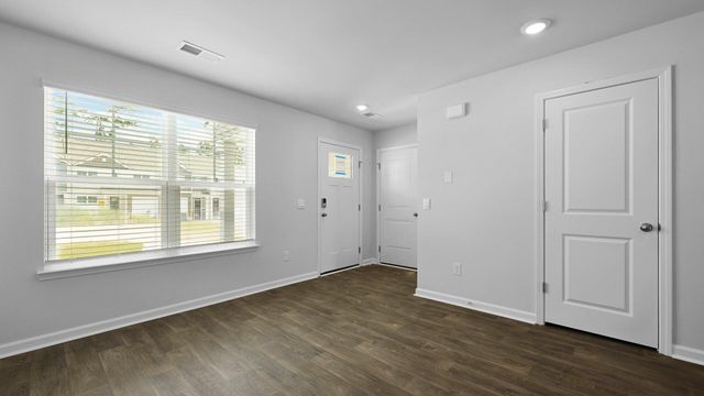 891 Long Bluff Road, Summerville, SC 29486