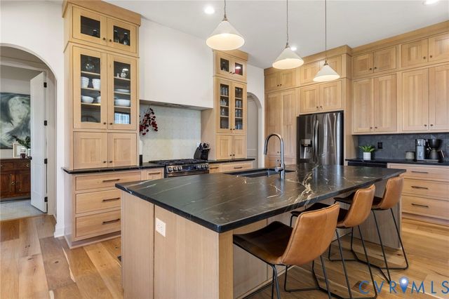 17318 Otter Dr, Moseley, VA 23120