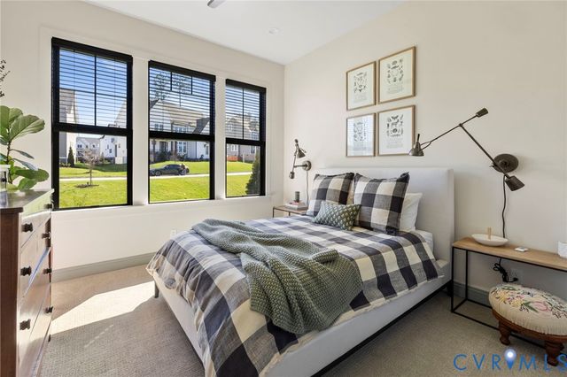 17318 Otter Dr, Moseley, VA 23120