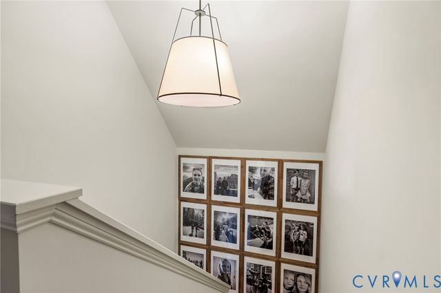 17318 Otter Dr, Moseley, VA 23120