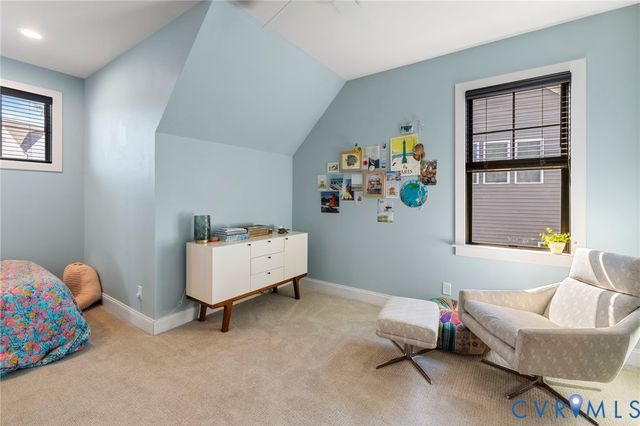 17318 Otter Dr, Moseley, VA 23120