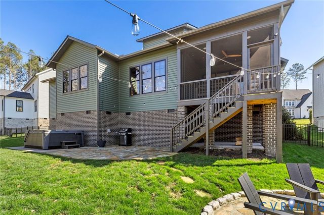 17318 Otter Dr, Moseley, VA 23120