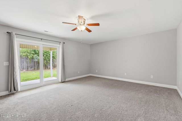 1525 Pine Brook Court B, Greenville, NC 27858