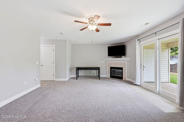 1525 Pine Brook Court B, Greenville, NC 27858