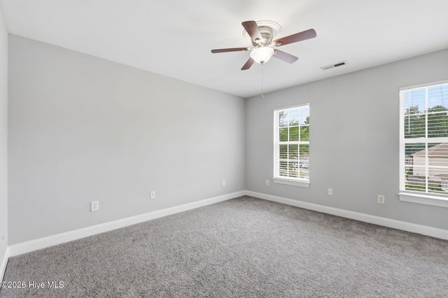 1525 Pine Brook Court B, Greenville, NC 27858