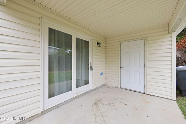 1525 Pine Brook Court B, Greenville, NC 27858