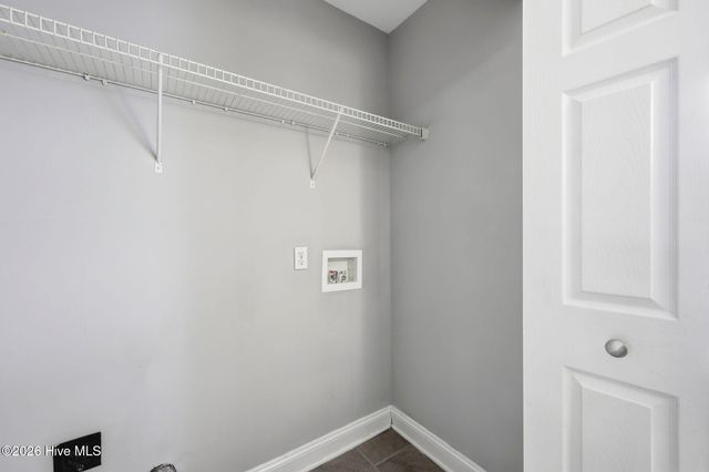 1525 Pine Brook Court B, Greenville, NC 27858