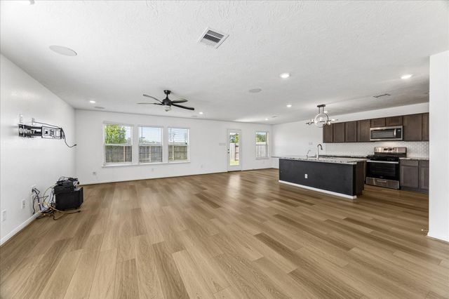 2531 Eden Ridge Way, Willis, TX 77378