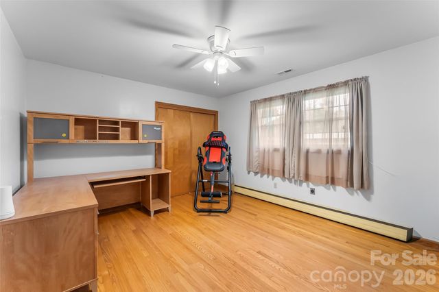 8647 US 221 Highway N, Marion, NC 28752