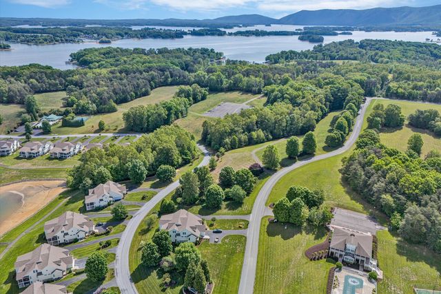 214 Summerwind DR, Union Hall, VA 24176
