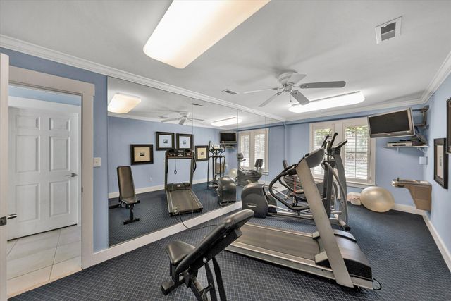 214 Summerwind DR, Union Hall, VA 24176