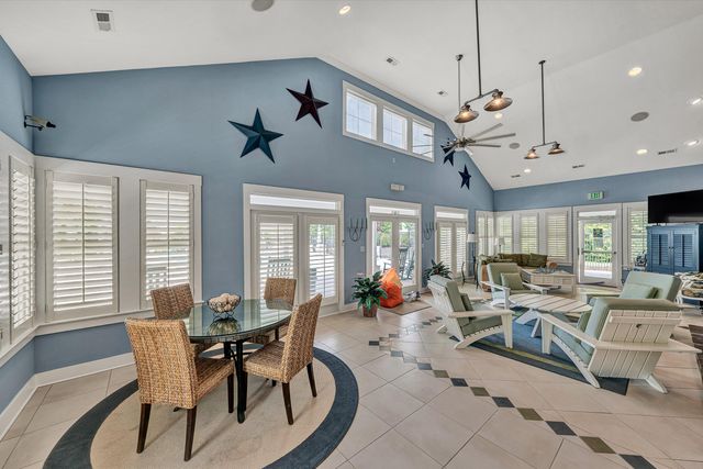 214 Summerwind DR, Union Hall, VA 24176