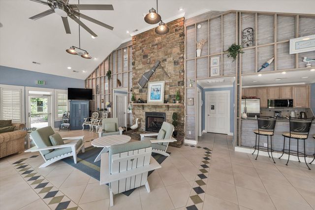 214 Summerwind DR, Union Hall, VA 24176