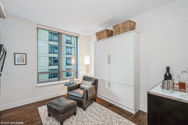 600 N Lake Shore Drive 2709, Chicago, IL 60611