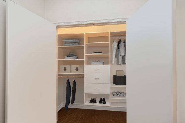 600 N Lake Shore Drive 2709, Chicago, IL 60611